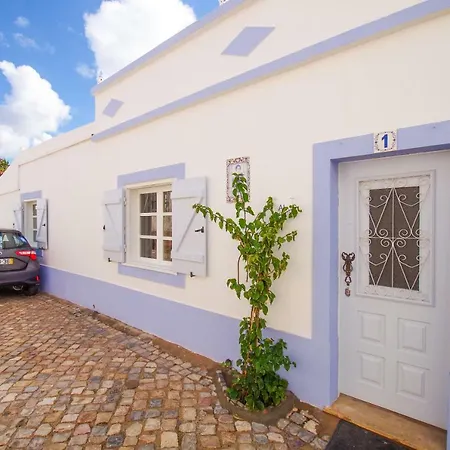 Casa Margarida Azul * סילבס